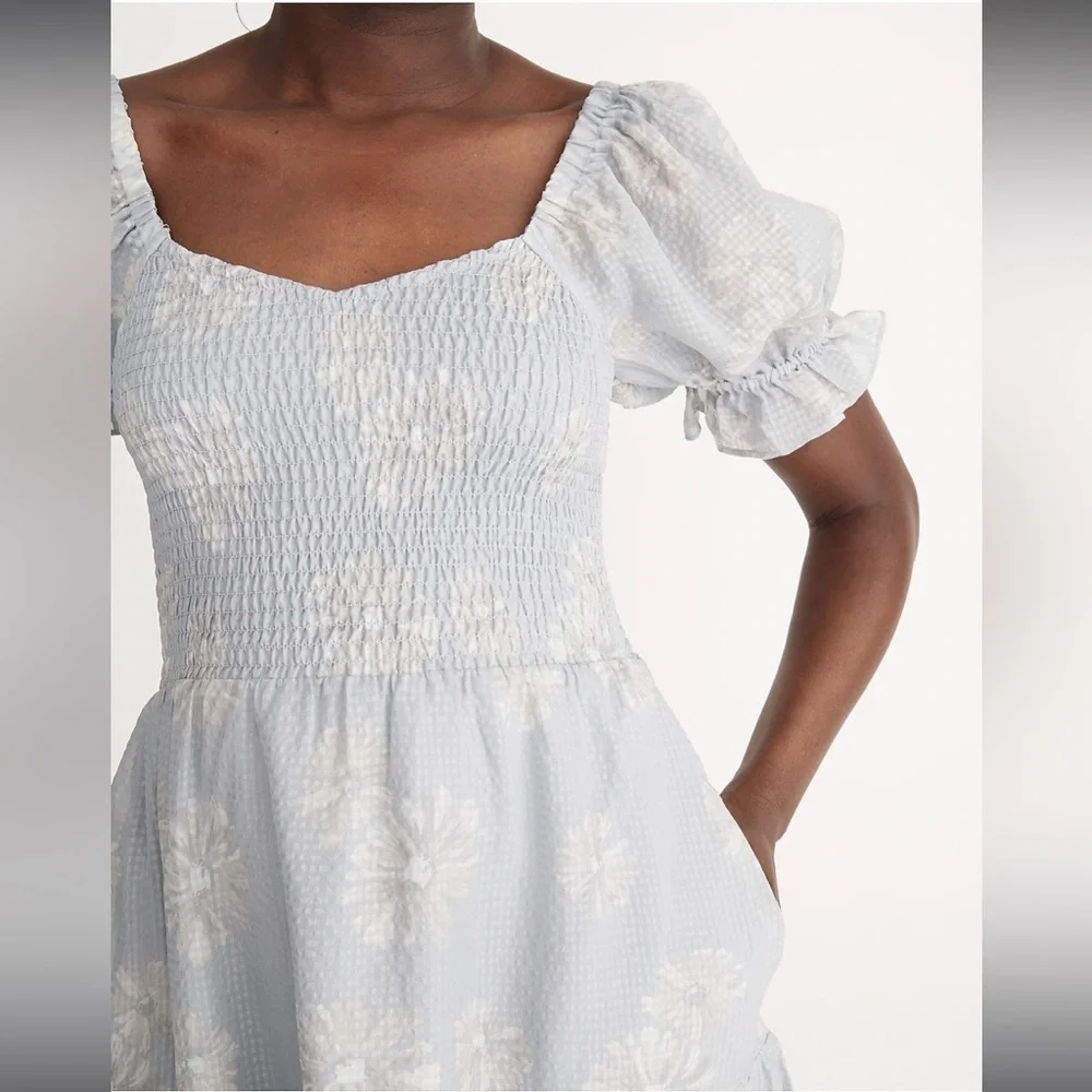Madewell Silk Lucie Smocked Mini Dress in Moody Blooms Blue White Medium